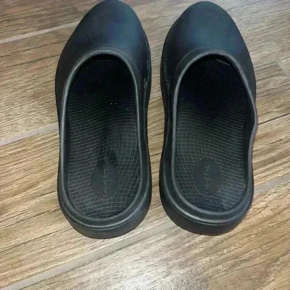 Oofos Ooclog recovery shoes - Picture 2 of 4